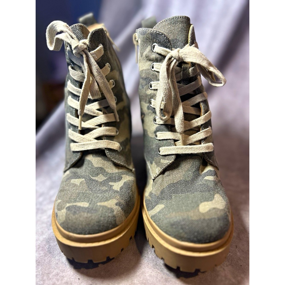 Women's Gray Tan Camouflage Canvas Ankle Booties Lace Up Round Toe Block Heel